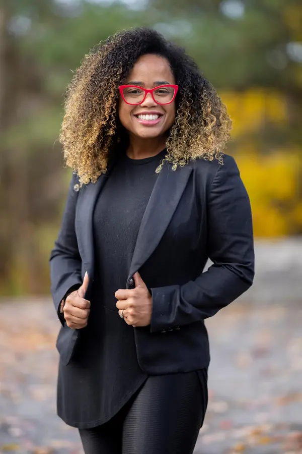Thiely Tessaro, founder of Red Door Art
